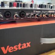 Vestax VCI-400 DJ MIDI kontroller/keverő