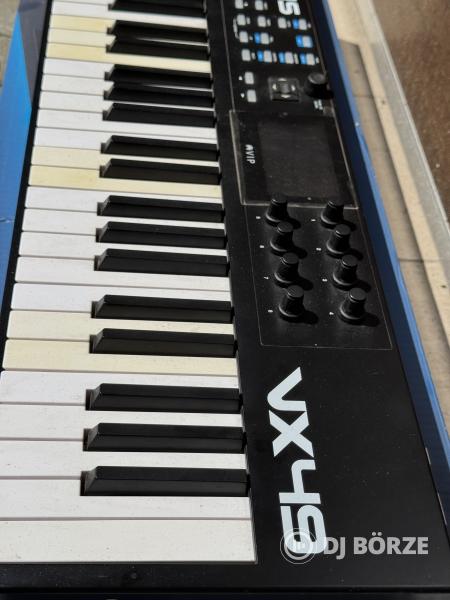 Alesis VX49