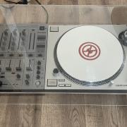 Egyedi plexi több készülékhez