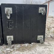 Eladó mélyláda