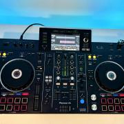 PIONEER XDJ RX2 + táska
