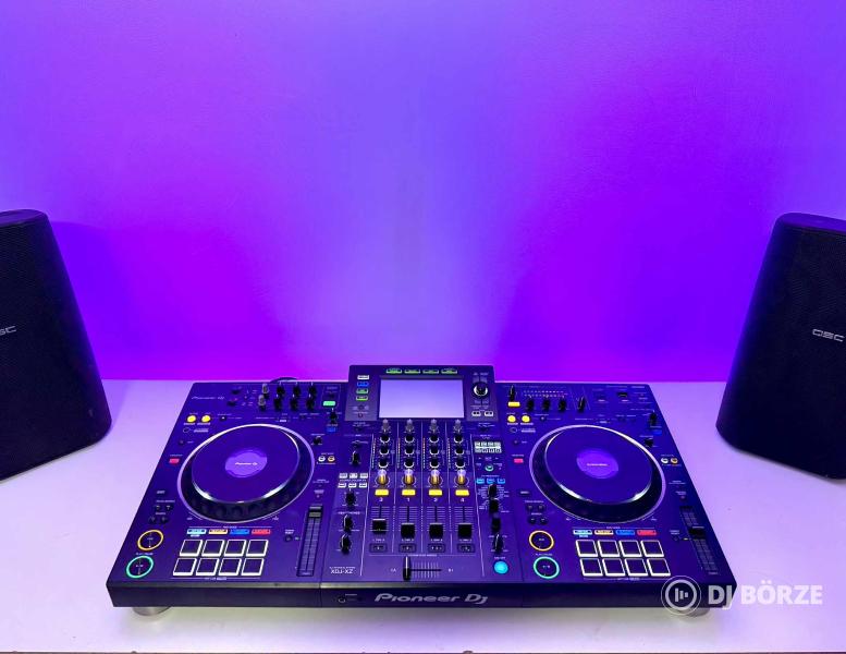 Pioneer XDJ XZ + táska