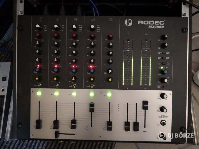 Rodec keverőpult rackben