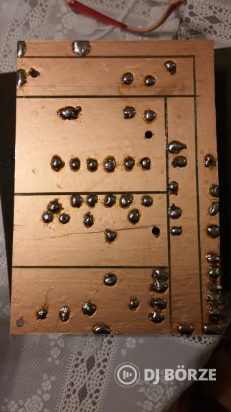 Új Topláda (2x15"+1,4") 1100/2200W 4 Ohm