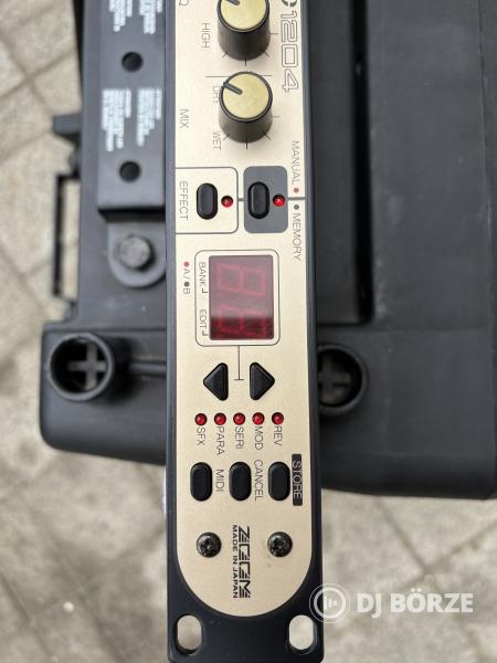 Zoom Studio 1204 Multi-effects processor