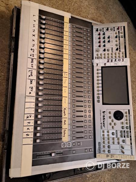 Roland M400 Vmixer rackben+ 2digitbox+ cat 5 kábel