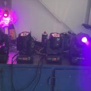 Eladó 2db Showtec Phanton 50 led spot és 2db Fénytechnikashop-os Bee eye laser robotlámpák