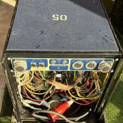 MC2 (Turbosound OEM) MC750 végfok (2 x 750 W, made in England)