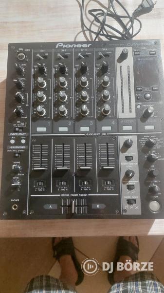 Pioneer DJM 700