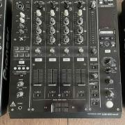 2db CDJ 2000 Nexus + DJM 900 Nexus keverő