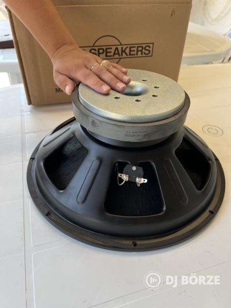 15-ös mély hangszóró pár