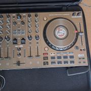NUMARK NS4FX