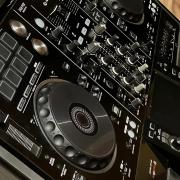Pioneer XDJ RX2 all-in-one DJ lejátszó