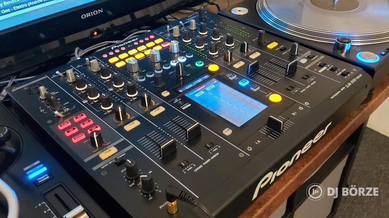 Pioneer DJM 2000 NEXUS