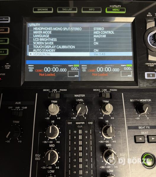 Pioneer XDJ-RX2, UDG Rack, Decksaver