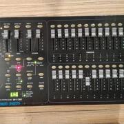 DMX 24 csatornás vezérlő