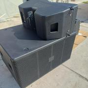 2 db Turbosound MANCHESTER MV212 + 1 db Turbosound MANCHESTER MS218 (dupla 18” sub)