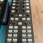 Native Instruments x1 kontroller