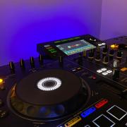 Pioneer XDJ-RX2 + Pioneer táska