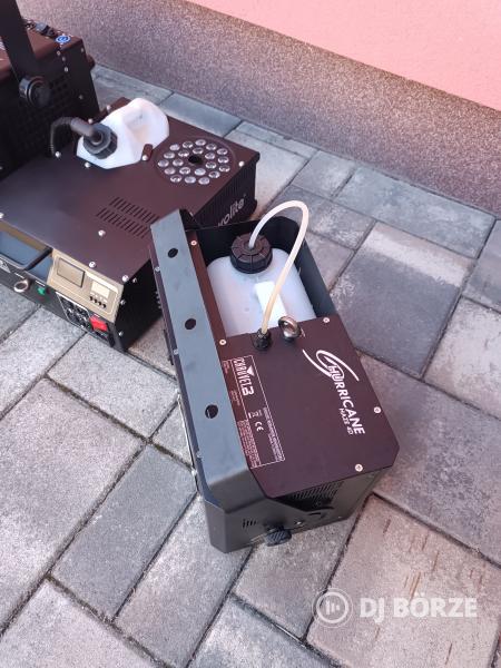 Entour venue hazer .