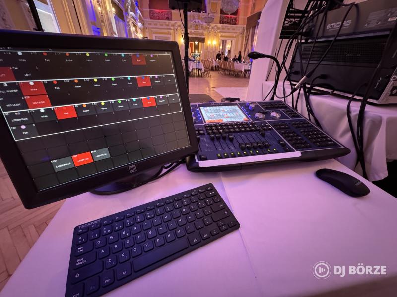 Chamsys MQ 60 + Elo1515l