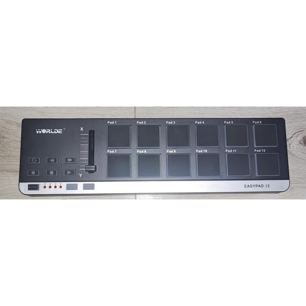 Worlde EASYPAD-12 hordozható USB MIDI vezérlő – szinte új állapotban!