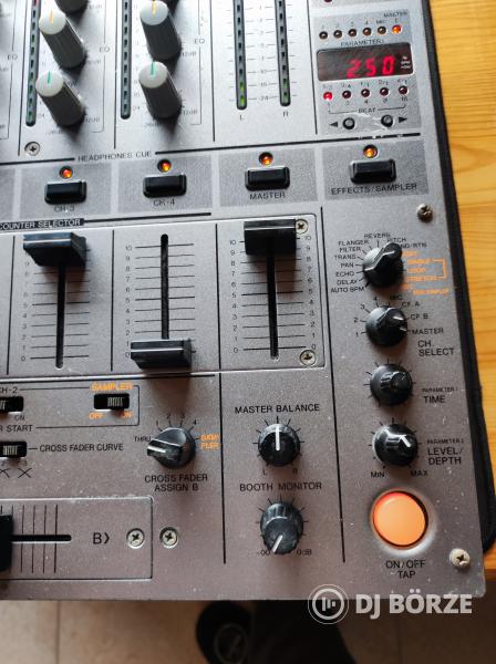 Eladó Pioneer DJM-600