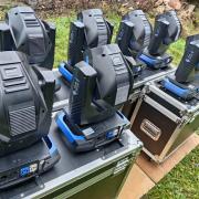 Stairville B2R Beam robotlámpa eladó.