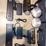 2db Godox VL300 (beszámítás is)  (új ára:342.000ft/db)