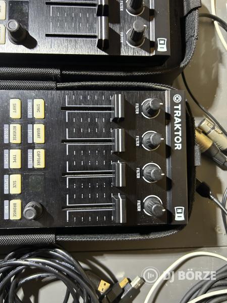 Traktor F1 Kontroller, Native Instruments, 2 db