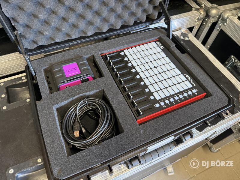 Eladó Cuelux 2 + Akai APC Mini fényvezérlő csomag !!!