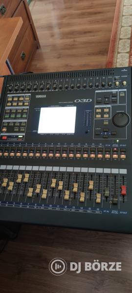 YAMAHA 03D