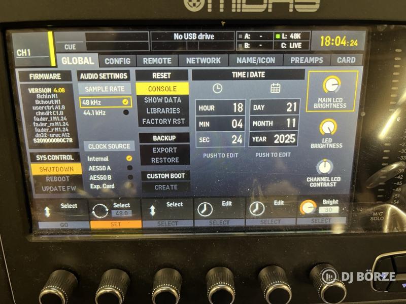 Midas M32 dig. keverő