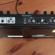 STANTON DJC.4 DJ kontroller.