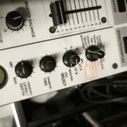 Pioneer DJM 600-as keverő fehér előlappal eladó !