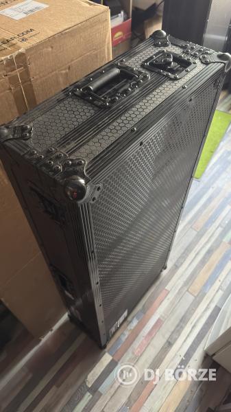 UDG rack CDJ3000 és A9 részére