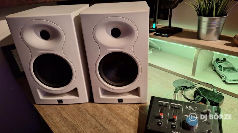Kali Audio LP 6 Stúdió Monitor Hangfal