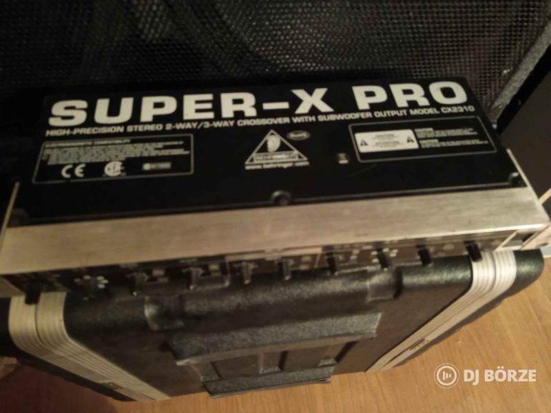 Behringer CX2310 Crossover