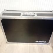 PioneerDDJ SB2 + Laptop tartós sínes hord táska, újszerű állapot (beszámítás is)