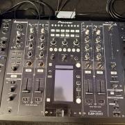 2 X Pioneer CDJ-2000 + 1 X Pioneer DJM-2000 + Rack