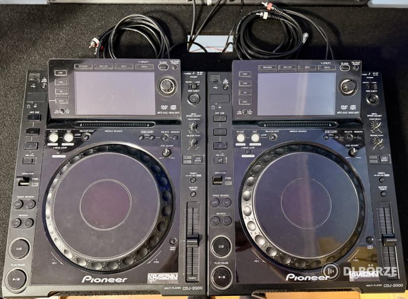 2 X Pioneer CDJ-2000 + 1 X Pioneer DJM-2000 + Rack