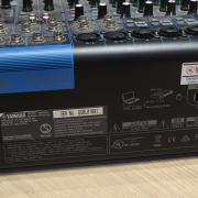 Yamaha MG12XU professzionális analóg keverőpult