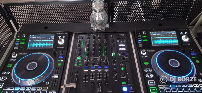 Denon DJ Pult