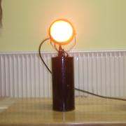 Egyedi készítésű pásztázó lámpa