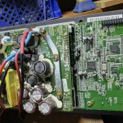 JBL EON 610 erősítő modul