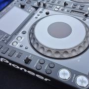 Pioneer CDJ-2000 nexus