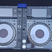 Pioneer CDJ-2000 nexus