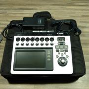 QSC TouchMix 8 Digitális keverőpult