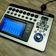 QSC TouchMix 8 Digitális keverőpult