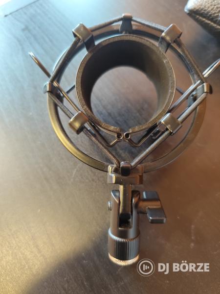 Stúdió eszközök és egyebek. Ár megegyezés szerint.